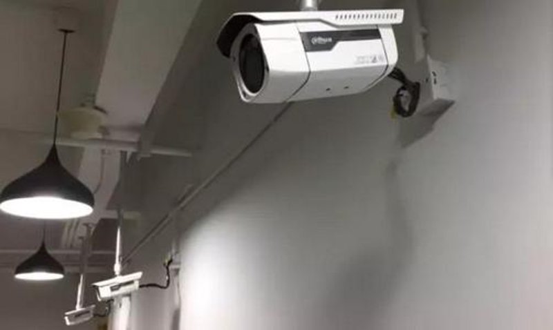 在网络工程师的职业道路上，选择正确的培训课程和考试路径至关重要。如何顺利踏上成为一名合格网络工程师的旅程？